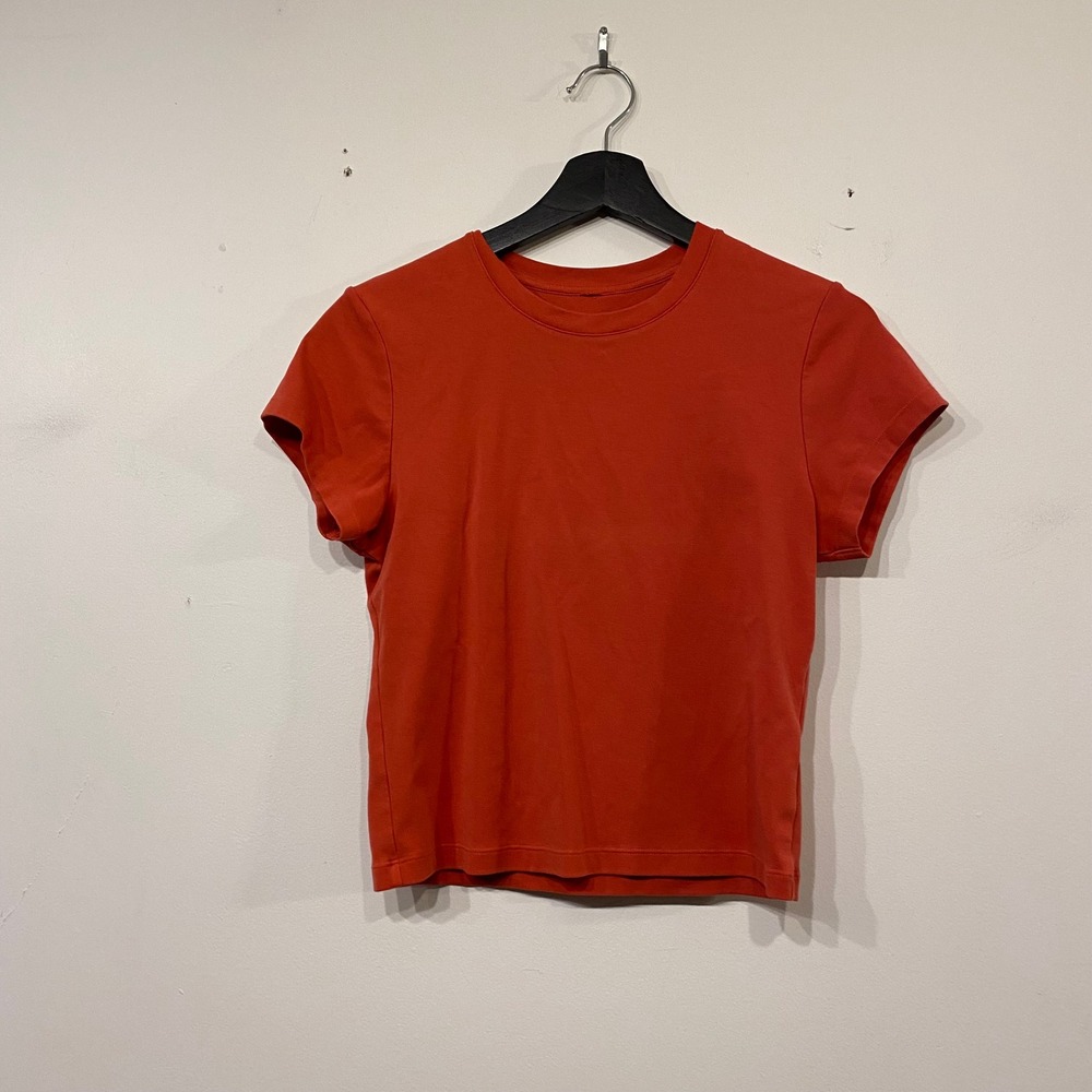 Uniqlo Womens Short Sleeve Crew Neck T-Shirt Burnt Orange Red Size M